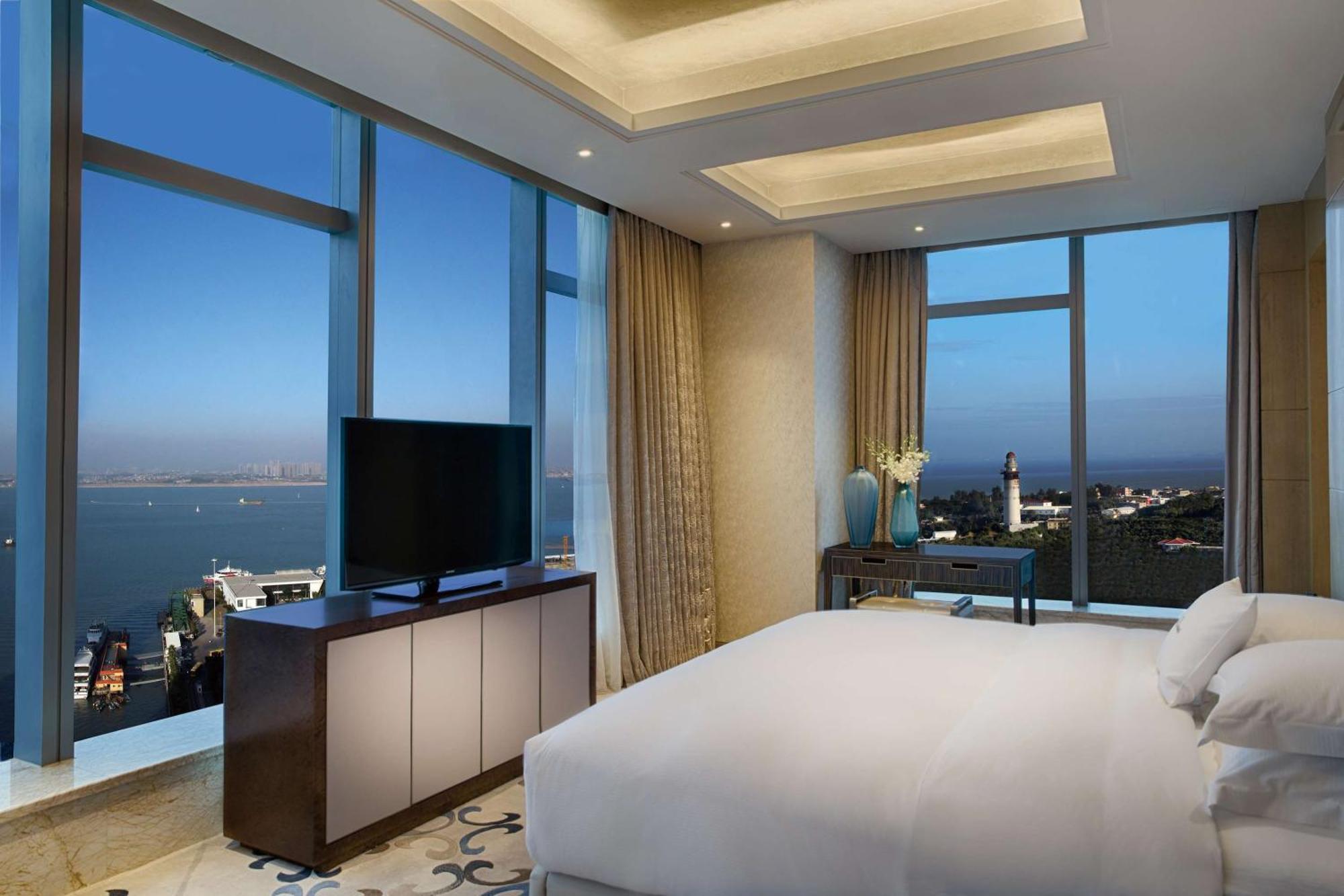 Doubletree By Hilton Hotel Xiamen - Wuyuan Bay Екстер'єр фото